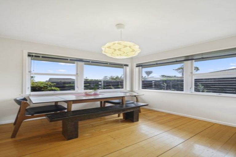 Photo of property in 2/3 Opal Avenue, Pakuranga, Auckland, 2010