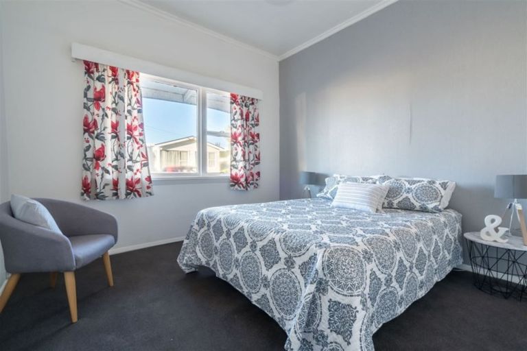 Photo of property in 12 Osmond Street, South Dunedin, Dunedin, 9012