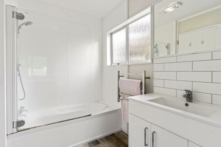 Photo of property in 105 Mckellar Place, Whangamata, 3620