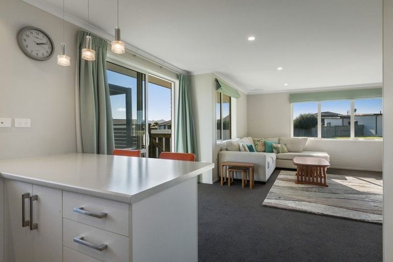 Photo of property in 3 Island Vista, Athenree, Waihi Beach, 3177