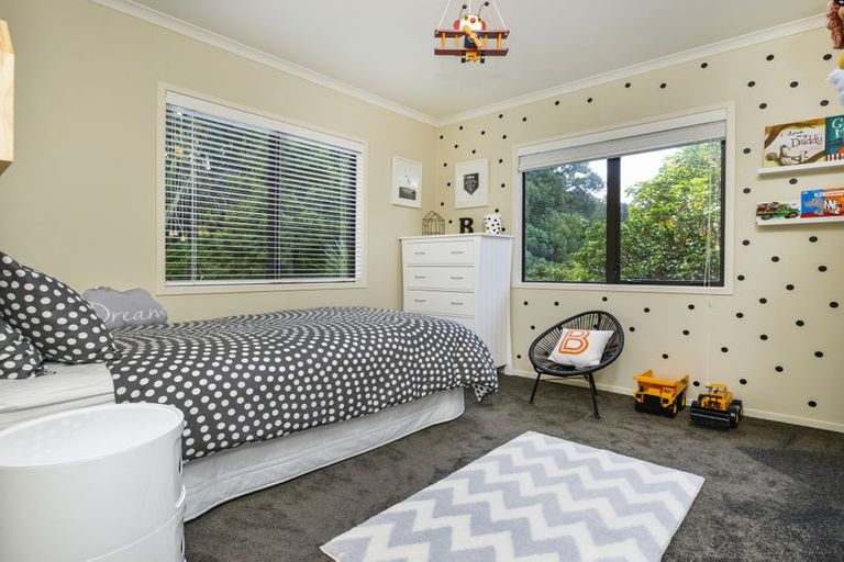 Photo of property in 30 Foster Avenue, Huia, Auckland, 0604