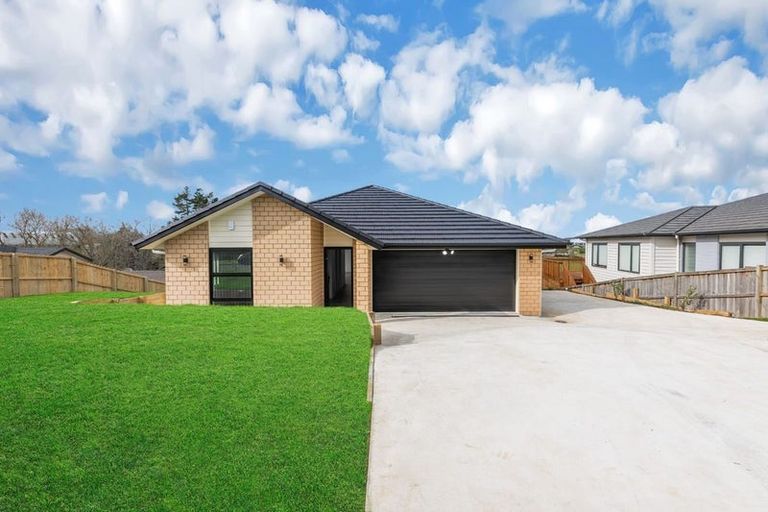 Photo of property in 14 Thomason Crescent, Pokeno, 2402