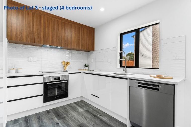 Photo of property in 7c Gladfield Lane, Te Atatu Peninsula, Auckland, 0610