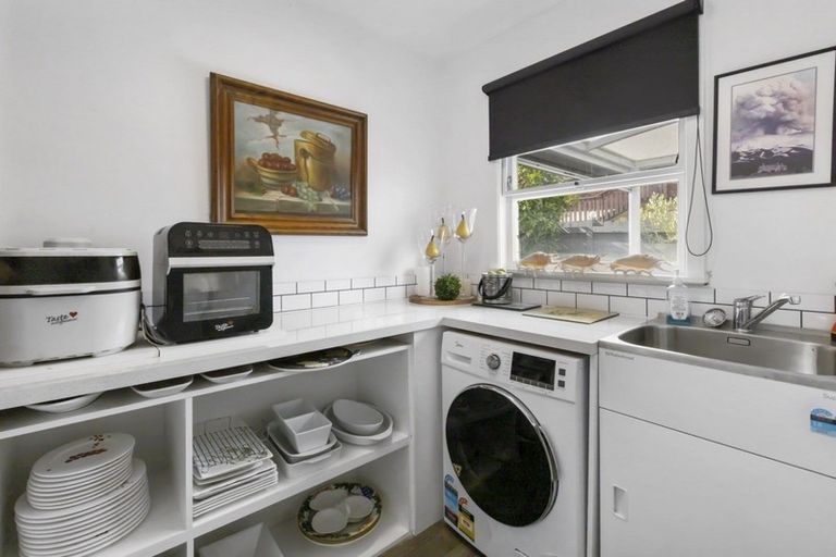 Photo of property in 1 Columba Place, Matua, Tauranga, 3110