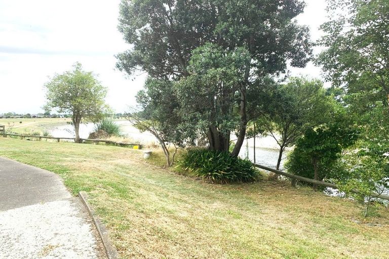 Photo of property in 136 Buick Crescent, Awapuni, Palmerston North, 4412