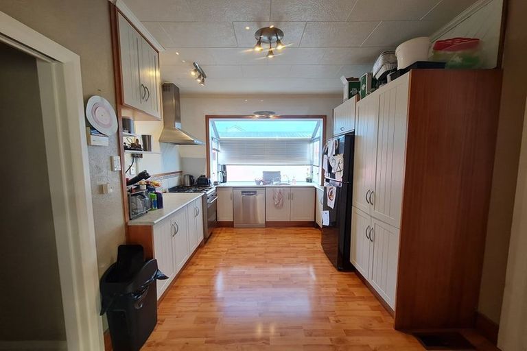 Photo of property in 43 Bauchop Road, Waterloo, Lower Hutt, 5011