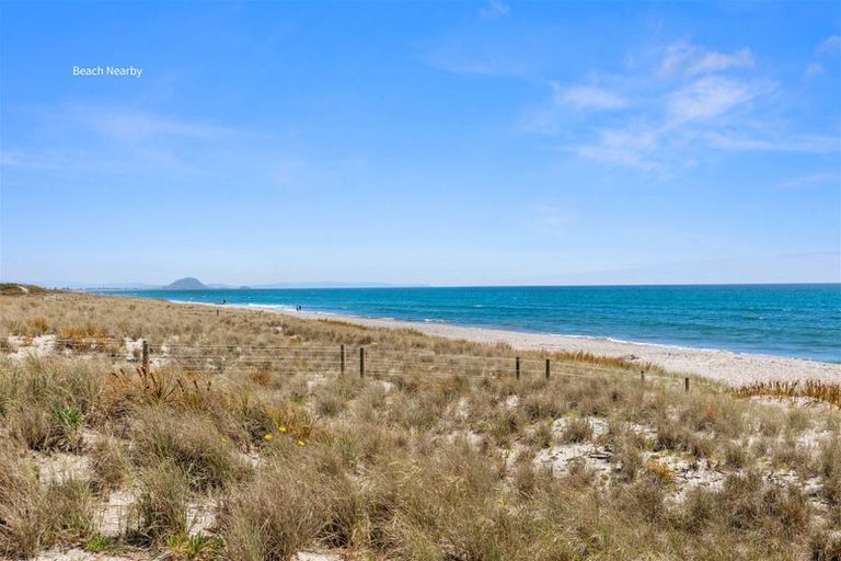 Photo of property in 70 Coast Boulevard, Papamoa Beach, Papamoa, 3118