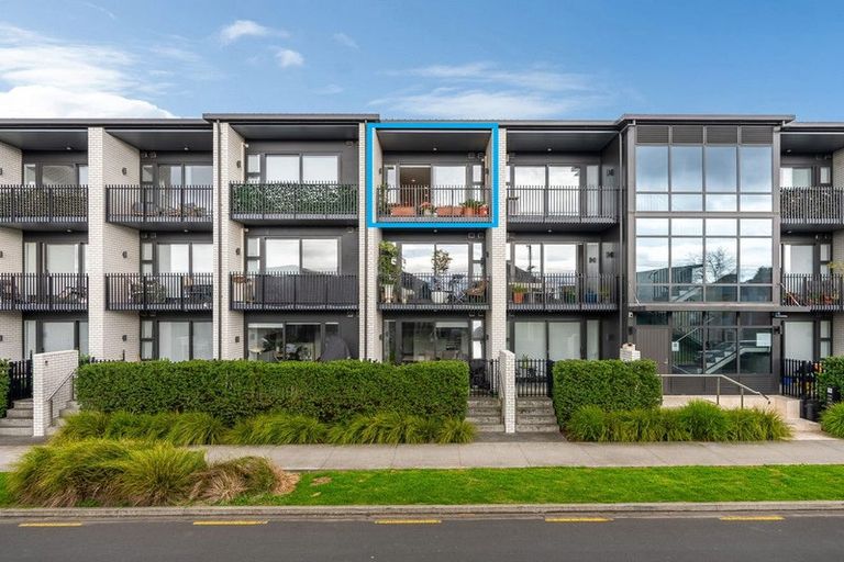 Photo of property in 208/38e Fraser Avenue, Northcote, Auckland, 0627