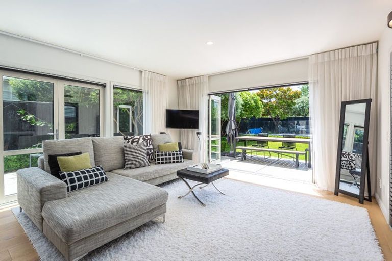 Photo of property in 22a Queens Avenue, Merivale, Christchurch, 8014