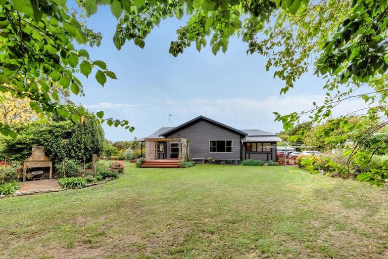 Photo of property in 23 Harrisons Line, Ashhurst, Palmerston North, 4470