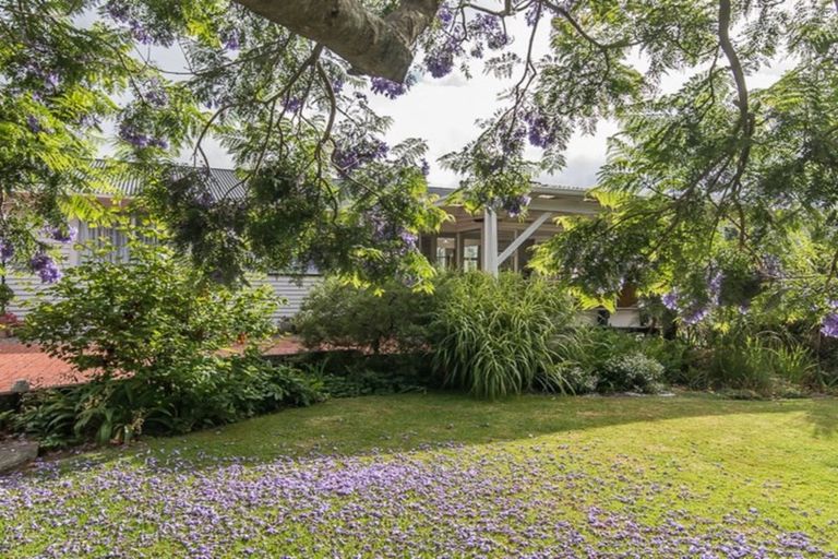 Photo of property in 11 Konini Grove, Raumati Beach, Paraparaumu, 5032