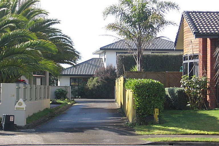 Photo of property in 19 Longwood Place, Harrowfield, Hamilton, 3210