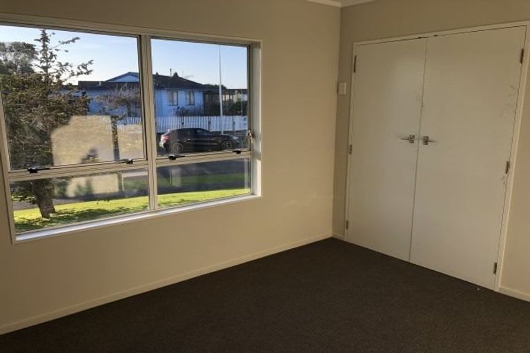 Photo of property in 10 Jupiter Street, Milson, Palmerston North, 4414