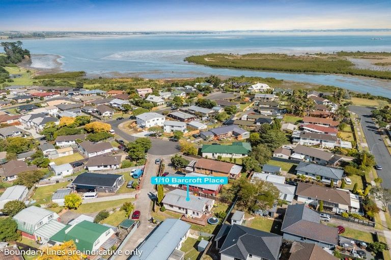 Photo of property in 1/10 Barcroft Place, Clendon Park, Auckland, 2103