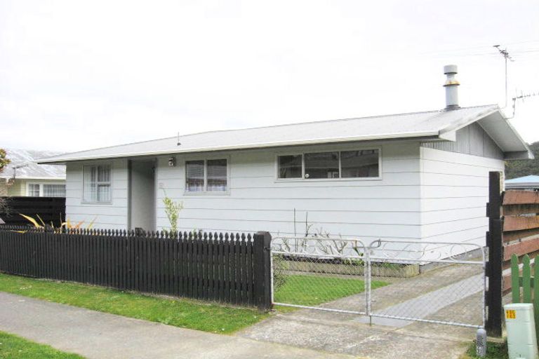 Photo of property in 25 Trelawney Road, Wainuiomata, Lower Hutt, 5014