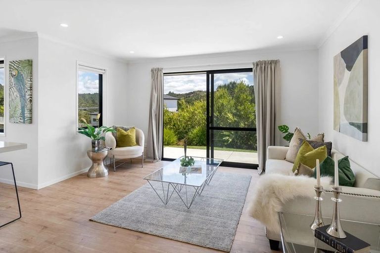 Photo of property in 46 Pacific Heights Road, Orewa, 0931