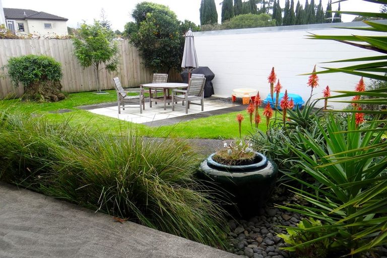 Photo of property in 30 Chartwell Avenue, Glenfield, Auckland, 0629