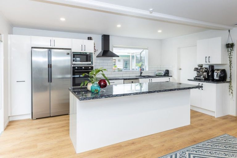 Photo of property in 21 Elmwood Crescent, Pukete, Hamilton, 3200