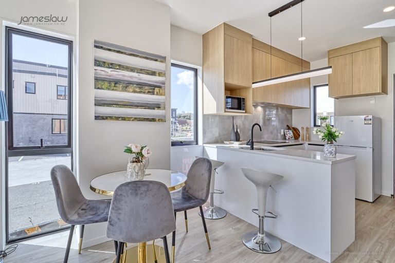 Photo of property in 13 Rana Road, Flat Bush, Auckland, 2019