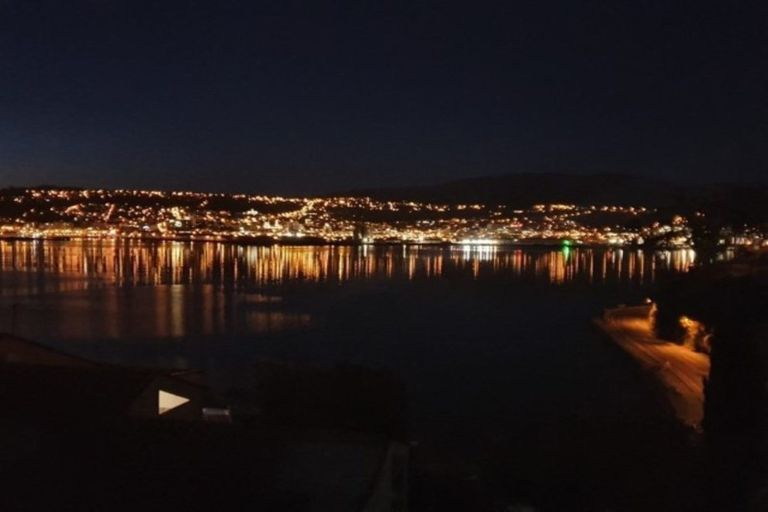 Photo of property in 4 Doon Street, Vauxhall, Dunedin, 9013