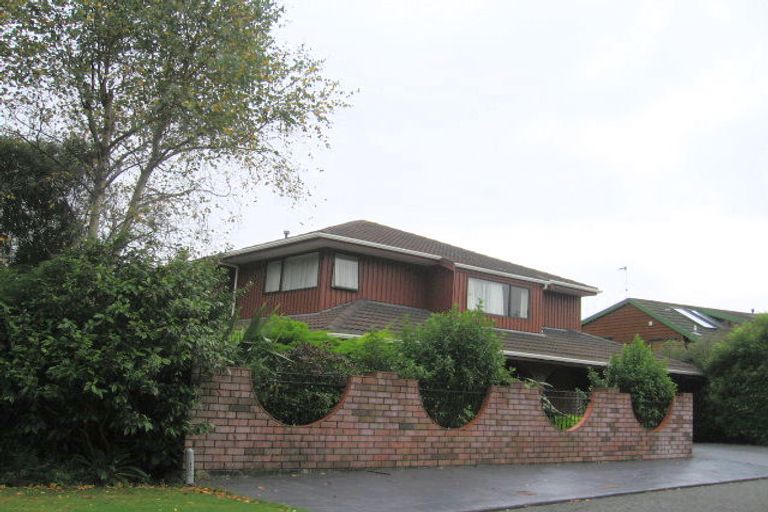 Photo of property in 51 Peterhouse Street, Tawa, Wellington, 5028