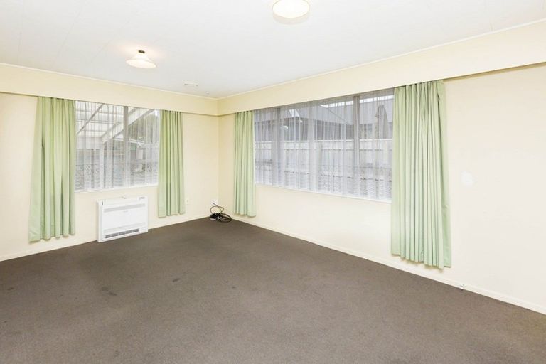 Photo of property in 1/48 Gibbons Street, Upper Hutt Central, Upper Hutt, 5018
