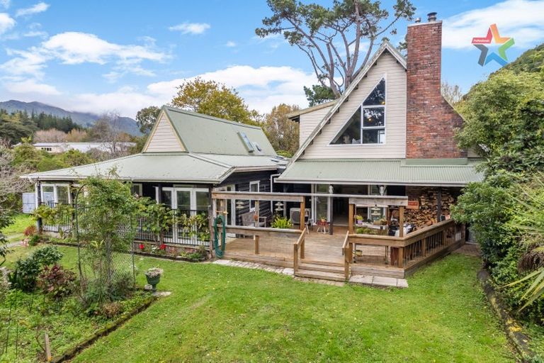 Photo of property in 46/48 Maymorn Road, Te Marua, Upper Hutt, 5018