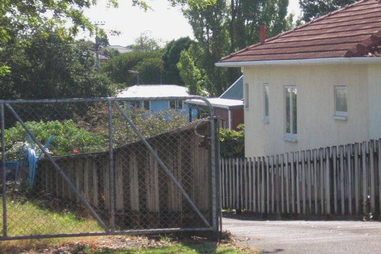Photo of property in 1/6 Copley Street, New Lynn, Auckland, 0600
