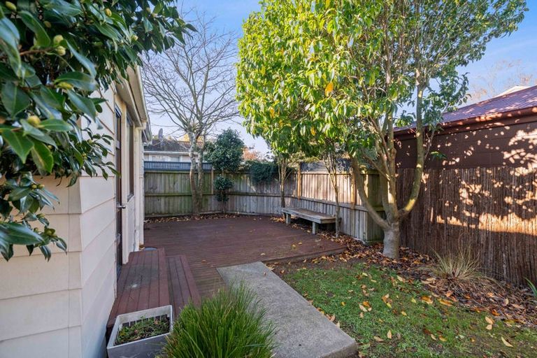 Photo of property in 42 Dominion Avenue, Spreydon, Christchurch, 8024