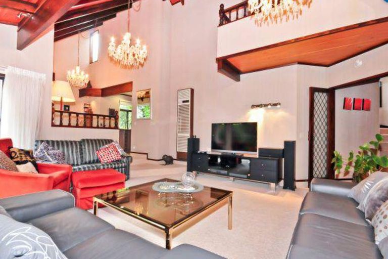 Photo of property in 23 Kensington Place, Fairfield, Hamilton, 3214