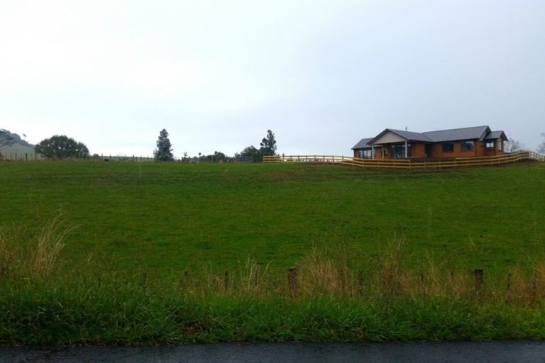 Photo of property in 137a Hunt Road, Pukekawa, Tuakau, 2696