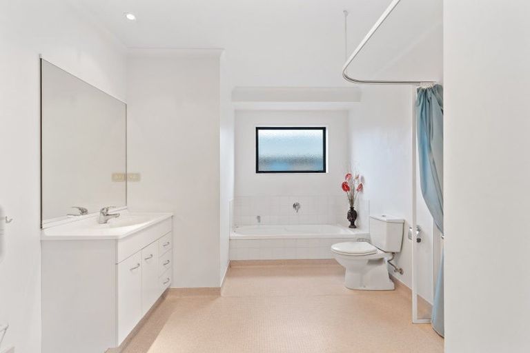 Photo of property in 14 Rata Lane, Paeroa, 3600