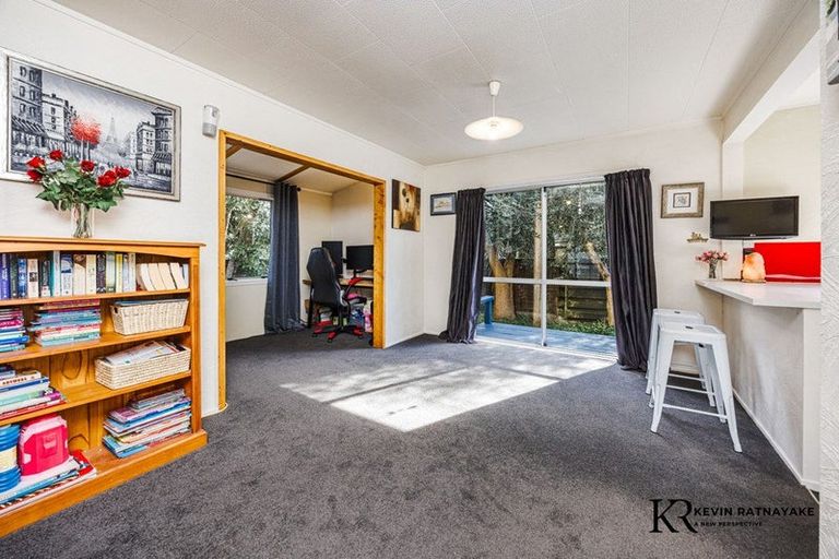 Photo of property in 2/100 Beach Road, Pahurehure, Papakura, 2113