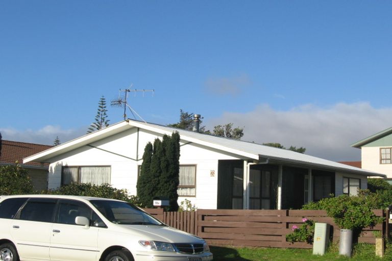 Photo of property in 10a Arnold Grove, Paraparaumu Beach, Paraparaumu, 5032