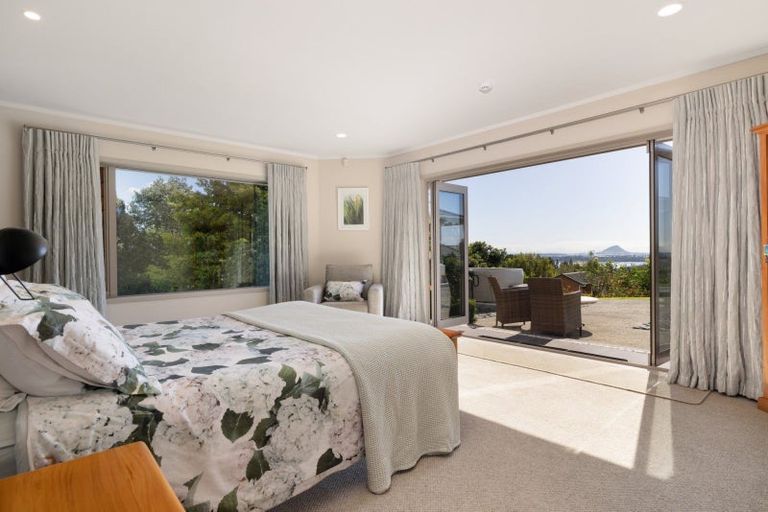 Photo of property in 16 Gunbar Drive, Welcome Bay, Tauranga, 3175
