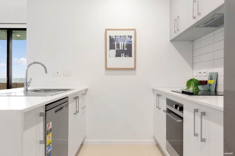 Photo of property in 104/6 Waikumete Road, Glen Eden, Auckland, 0602