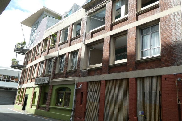 Photo of property in Hb Apartments, 8/3 Holland Street, Te Aro, Wellington, 6011