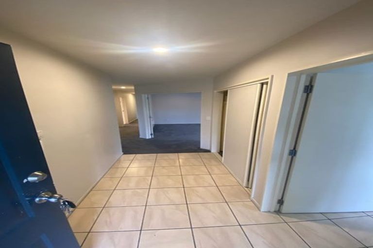 Photo of property in 8 Richard Seddon Drive, Northwood, Christchurch, 8051