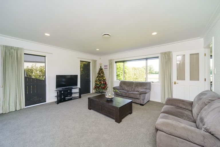 Photo of property in 15 Flemington Lane, Awapuni, Palmerston North, 4412