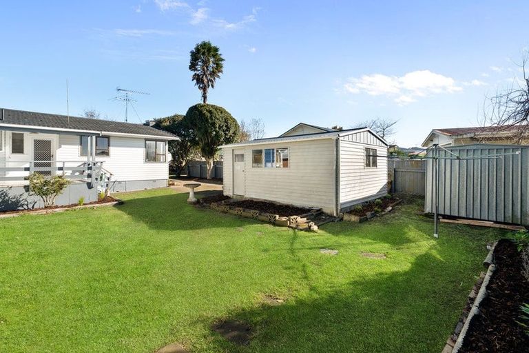 Photo of property in 11a Lomas Place, Manurewa, Auckland, 2102
