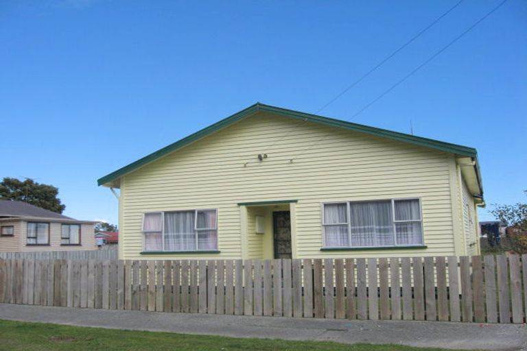 Photo of property in 74 Fox Street, Cobden, Greymouth, 7802