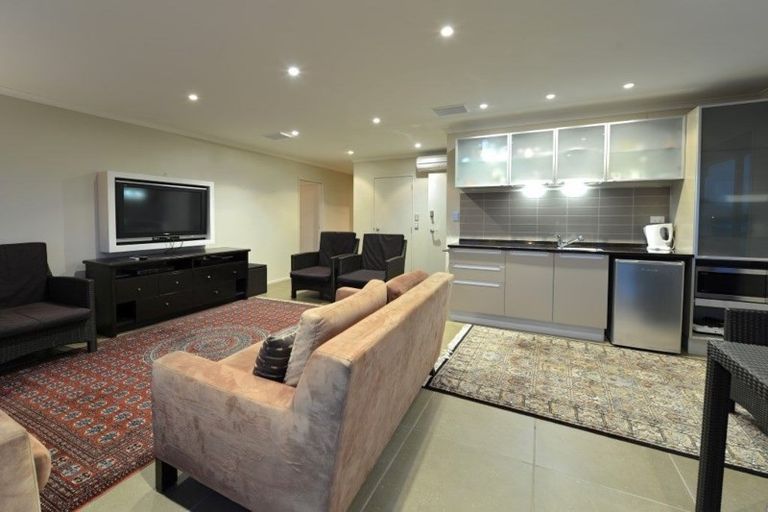 Photo of property in 38 Key West Drive, One Tree Point, 0118