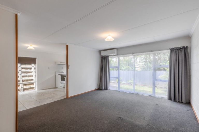 Photo of property in 71a Young Street, New Plymouth, 4310