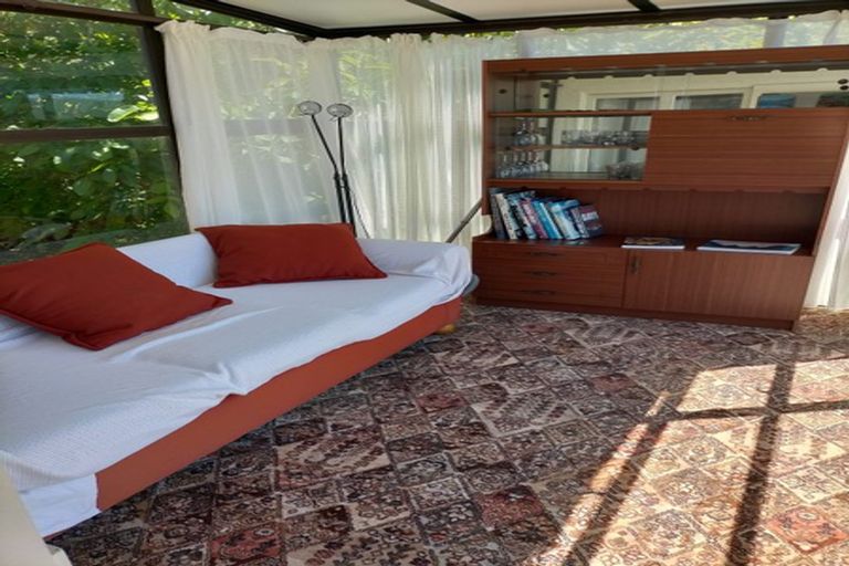 Photo of property in 35 Branxholm Street, Roxburgh, 9500