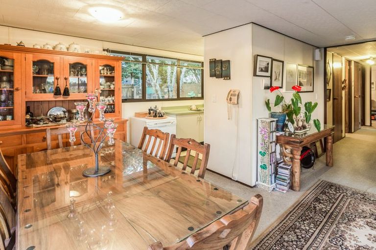 Photo of property in 2/109 Oreil Avenue, West Harbour, Auckland, 0618