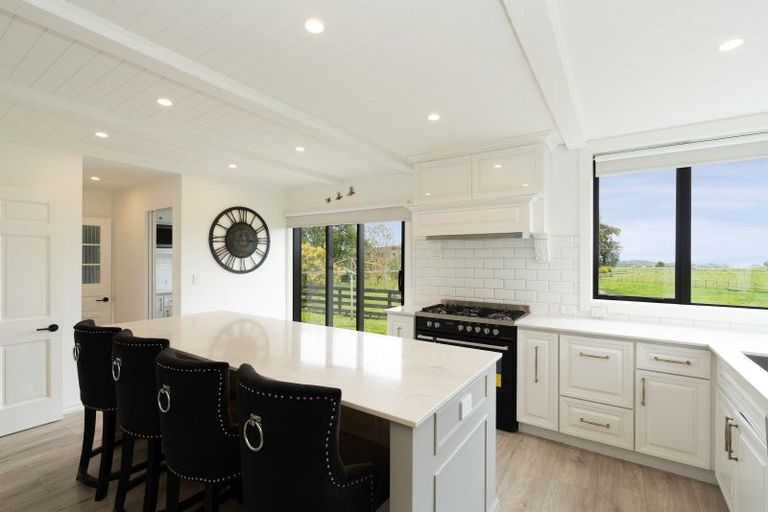 Photo of property in 45 Ringawhati Road, Otaki, 5583