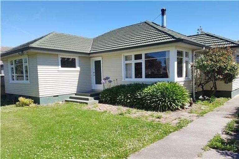 Photo of property in 90 Brynley Street, Hornby, Christchurch, 8042