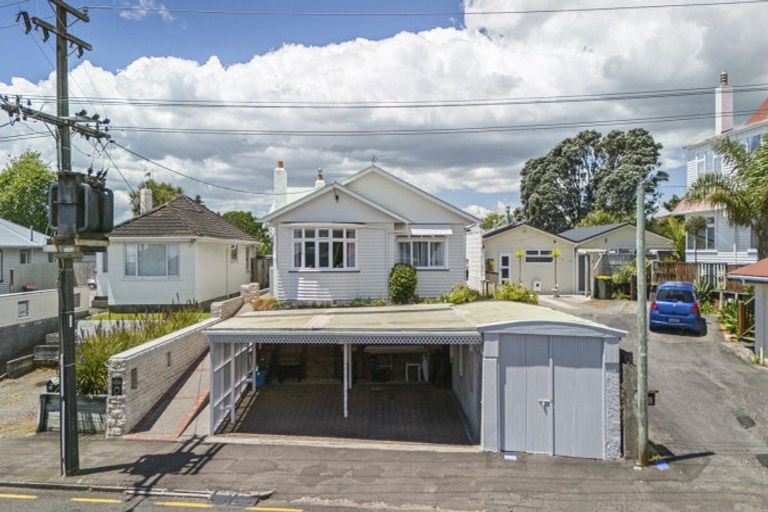 Photo of property in 67 Mill Road, Lower Vogeltown, New Plymouth, 4310
