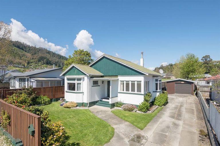Photo of property in 8 Motueka Street, Nelson South, Nelson, 7010