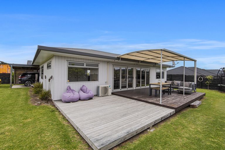 Photo of property in 28d Marram Place, Mangawhai Heads, Mangawhai, 0505